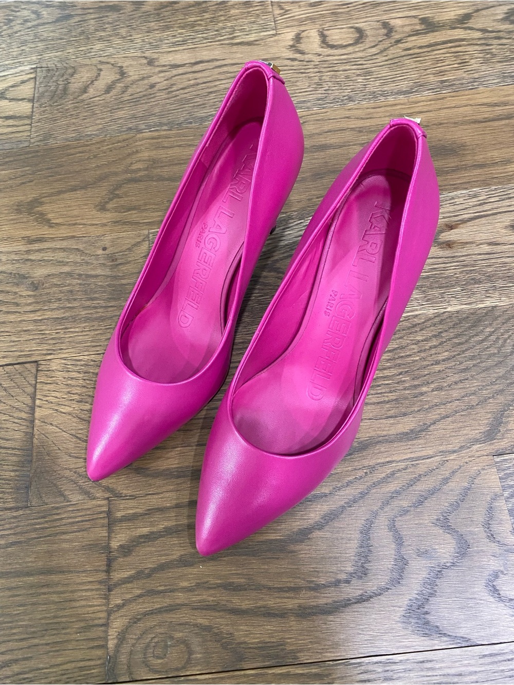 Karl Lagerfeld Women’s Pointed-Toe Pumps in Fuchsia Pink